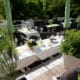 Festlich gedeckte Terrasse des Hotel-Restaurant Taufstein bei sonnigem Wetter.