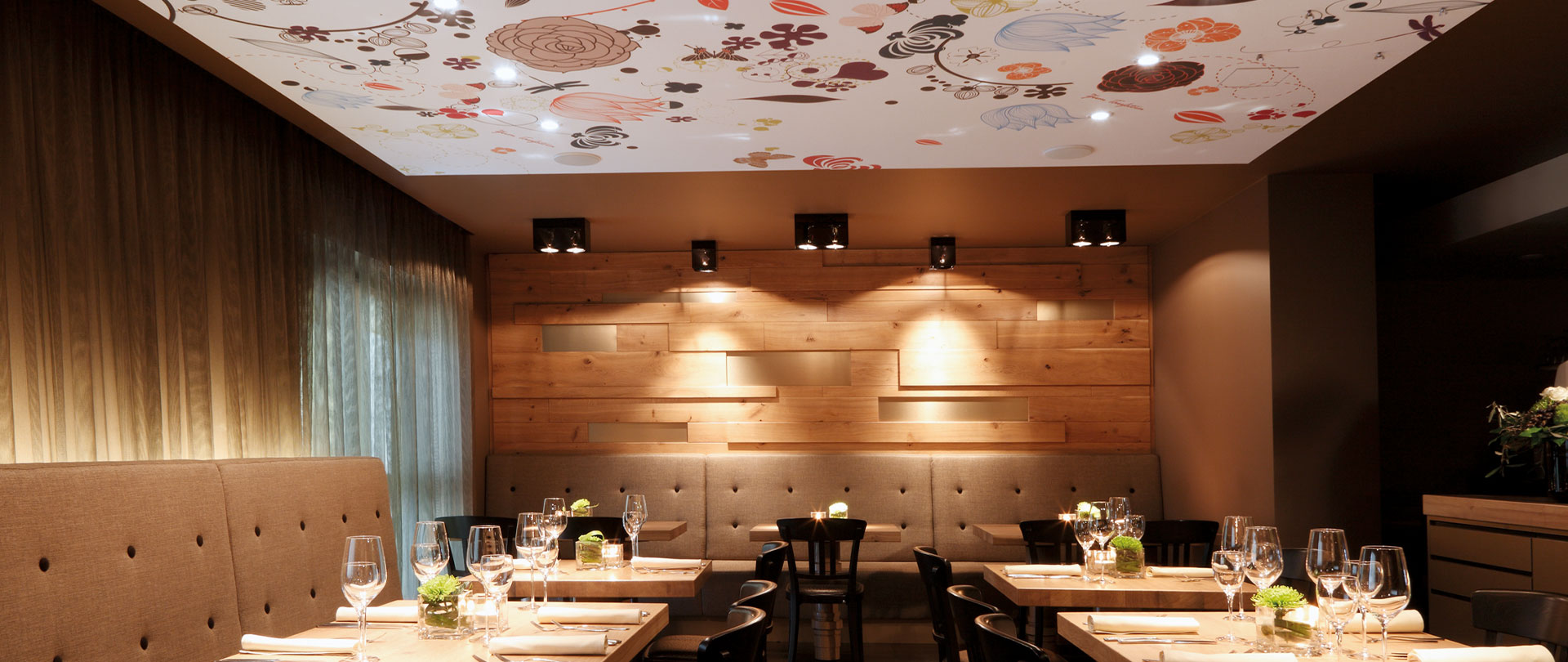 Taufstein Header Restaurant