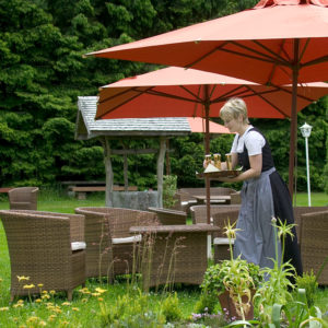 Taufstein Garten